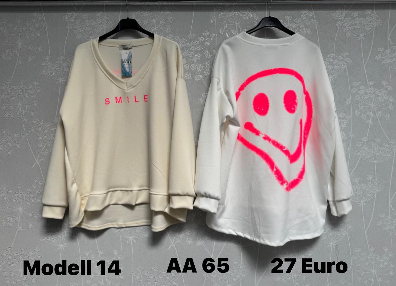 V-Ausschnitt Pullover Smile