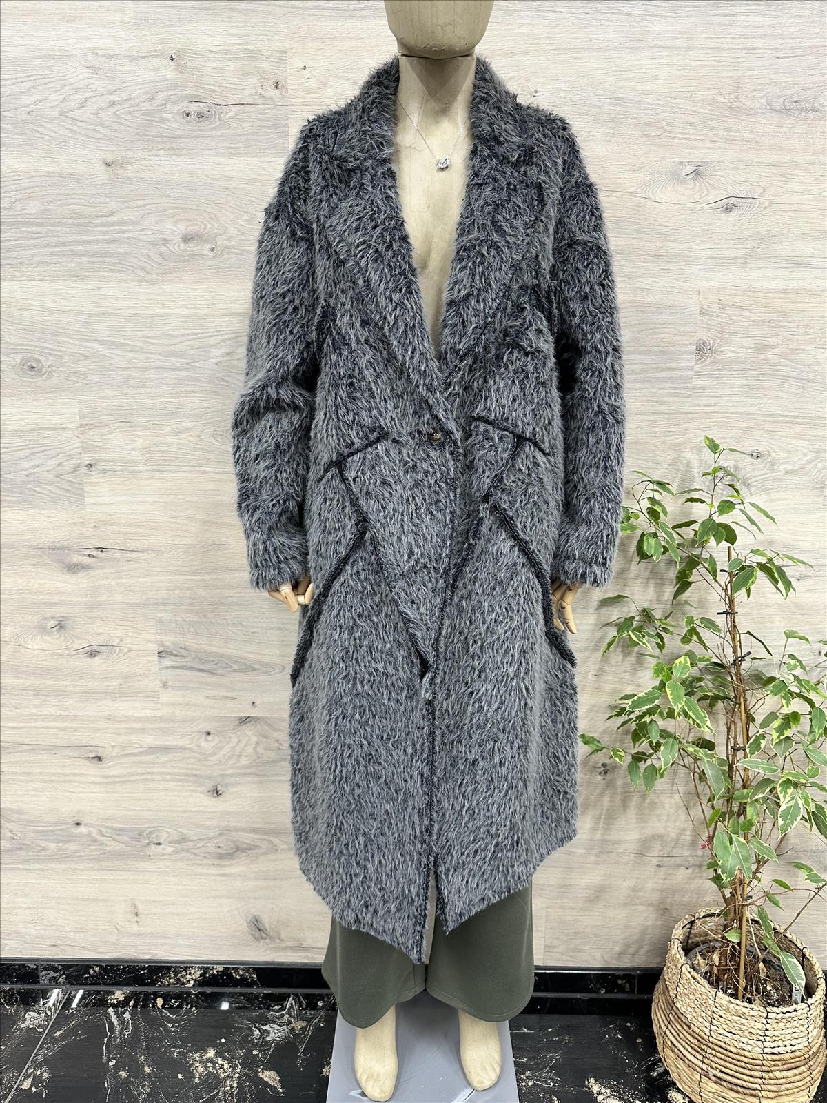Mantel Celine