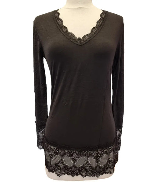 Shirt made of viscose with lace trim in black/black