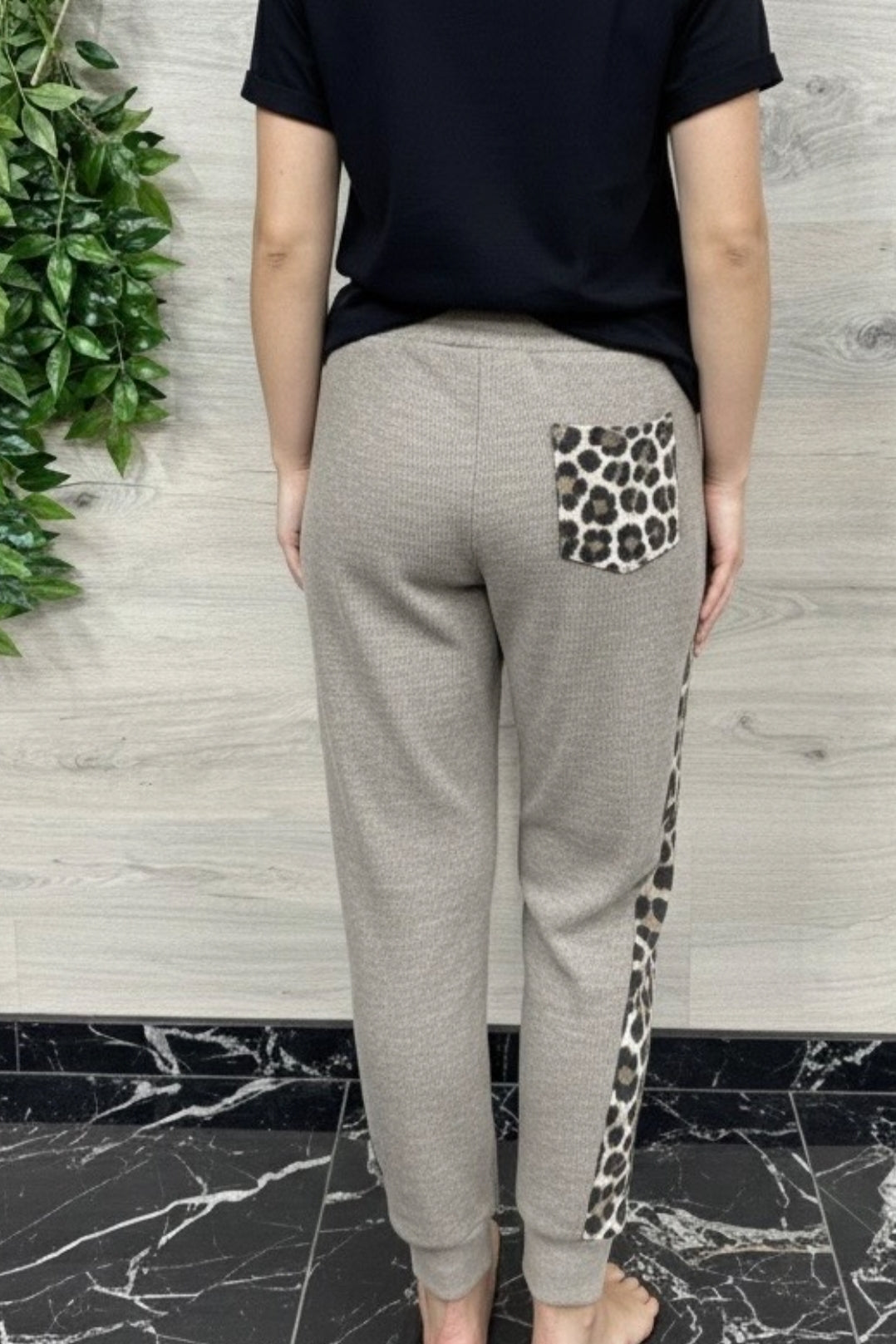 Leo Jogpants 💥Black Deals 💥