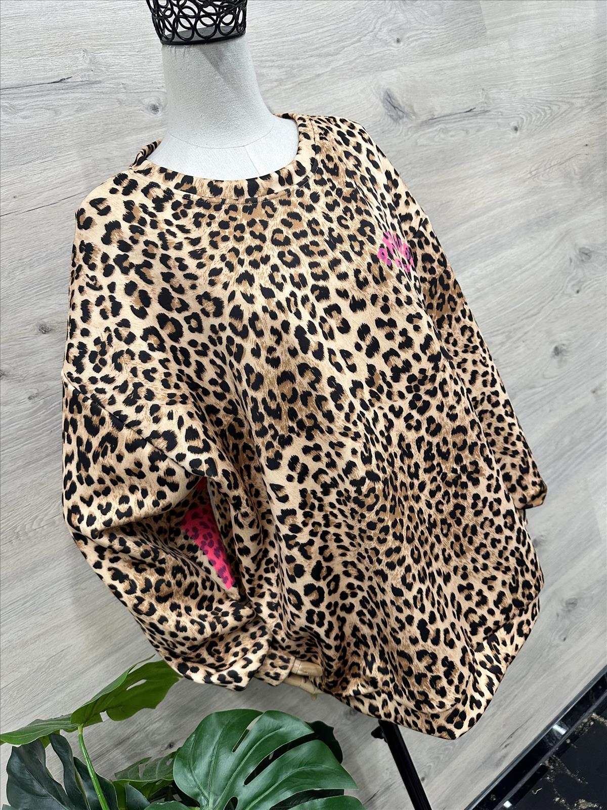 Viskose Leo Pulli mit tendigem Neon Rückenprint 36-44