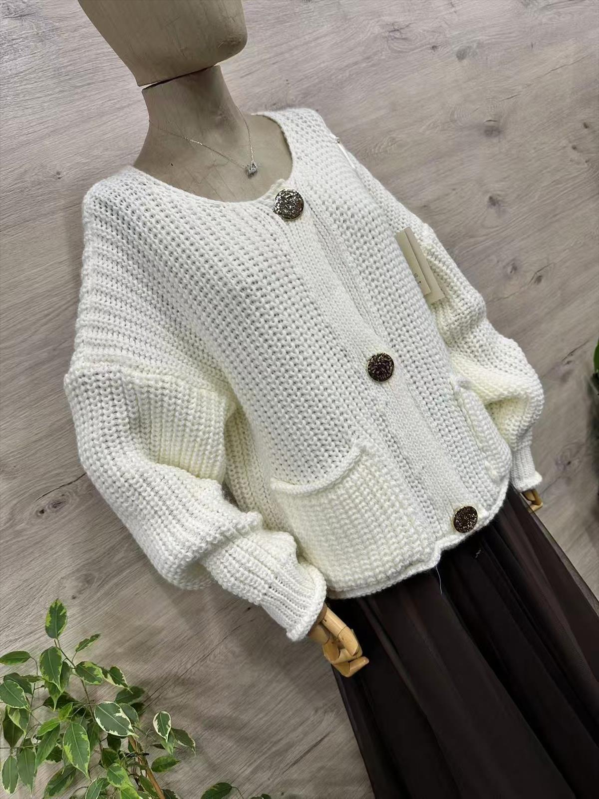 Cardigan Nele mit Schmuckknöpfen 36-44